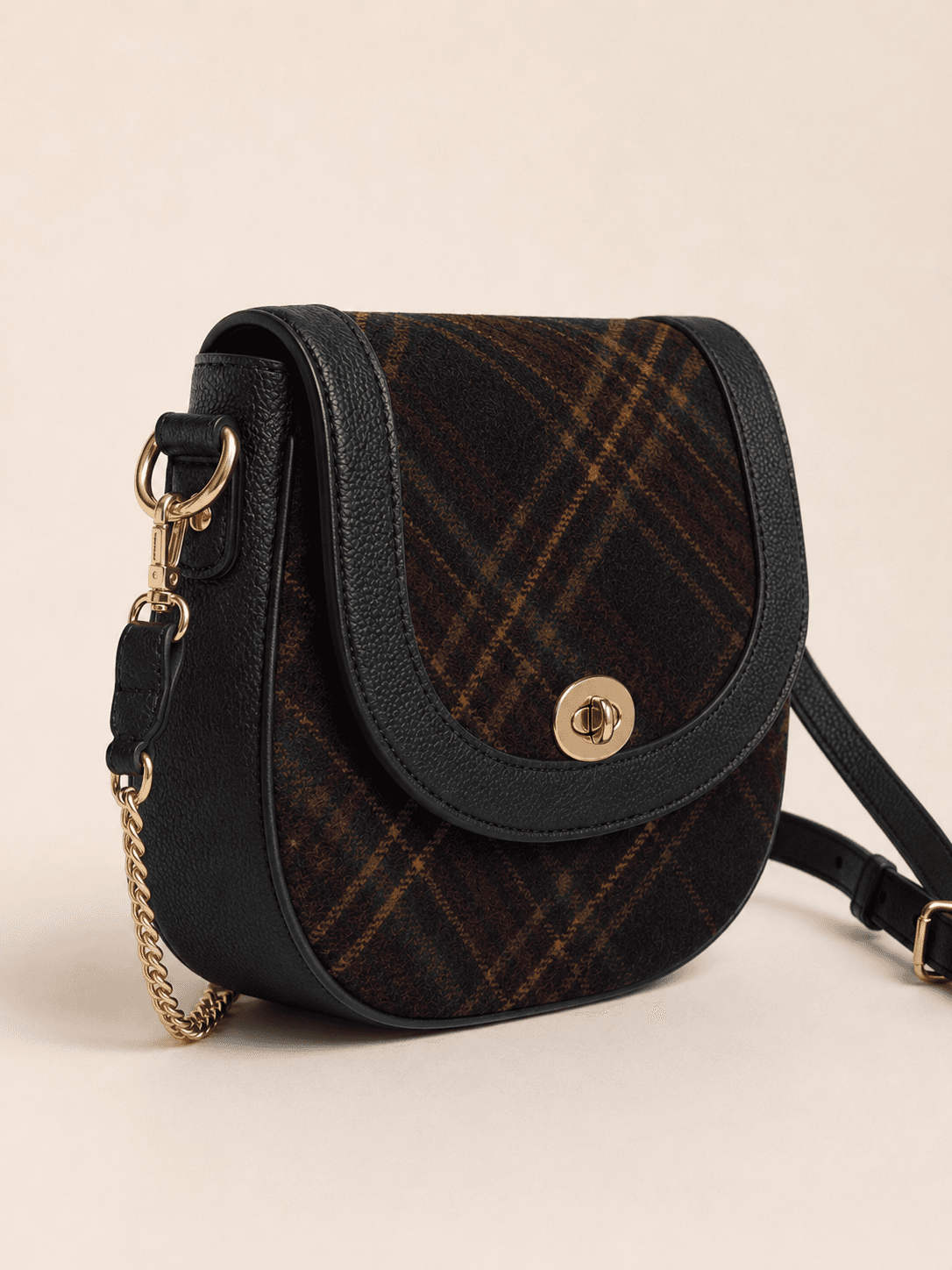Custom Tartan Saddle Crossbody Bag detail side