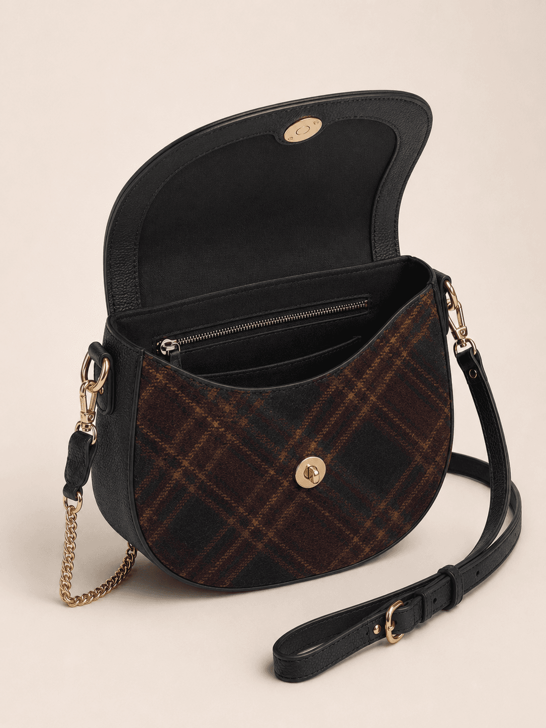 Custom Tartan Saddle Crossbody Bag detail interior
