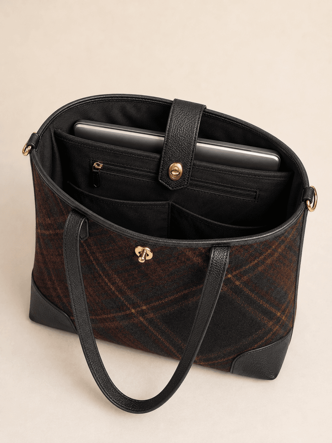 Custom Tartan Commuter Tote Bag detail interior laptop