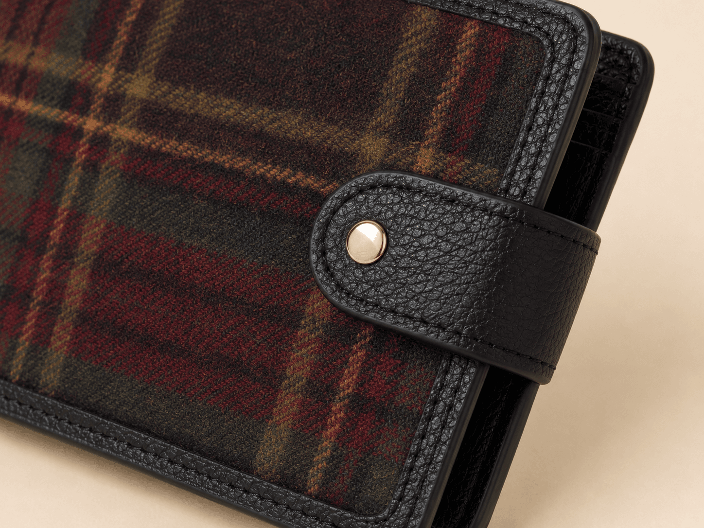 Custom Tartan Compact Bifold Wallet detail snap
