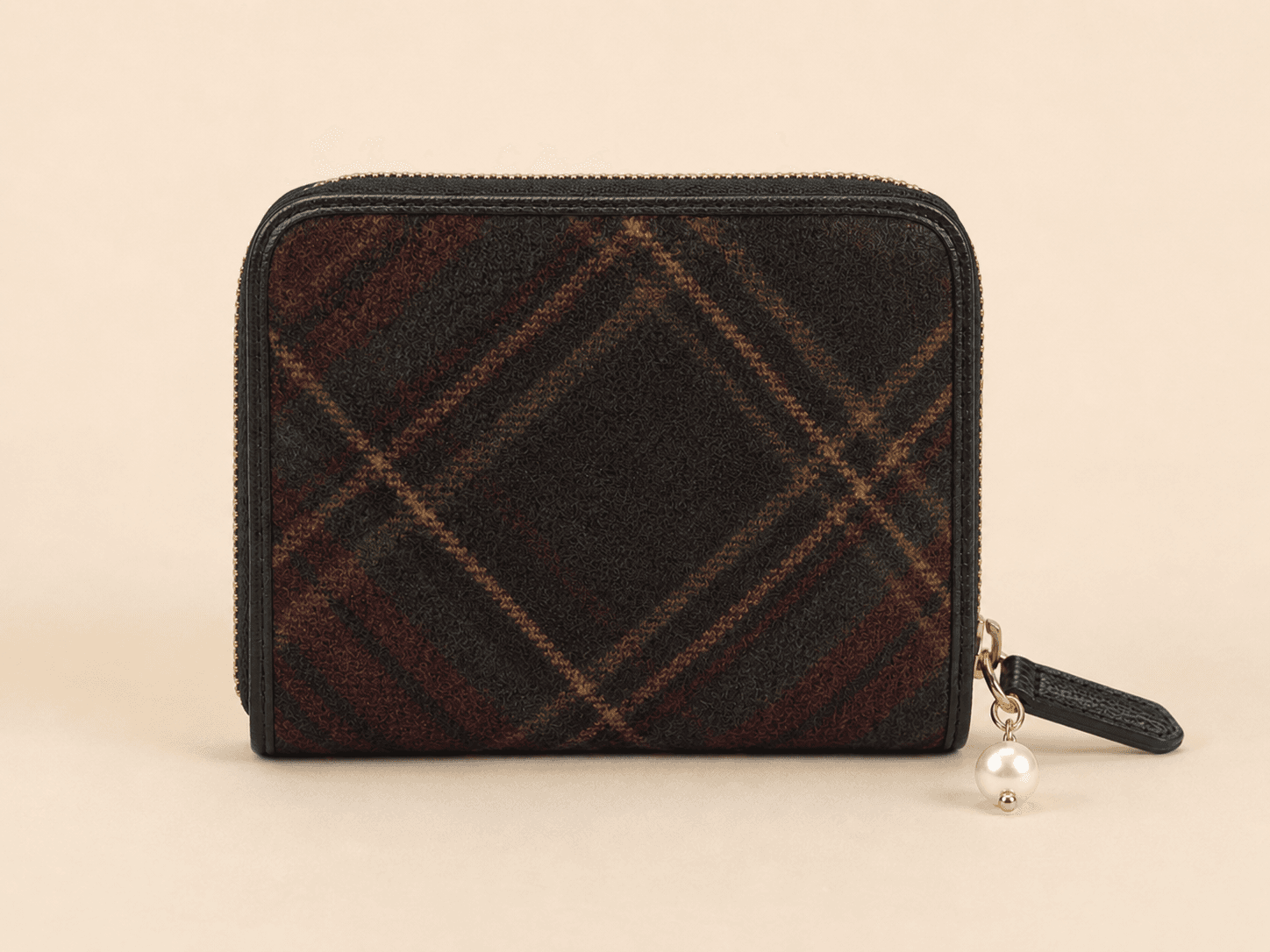 Custom Tartan Zip-Around Wallet detail rear
