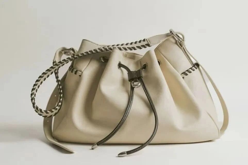 N2615 cream Eco PU drawstring bag application